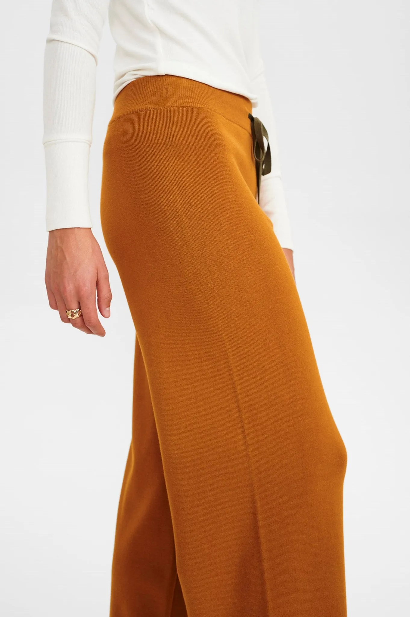 NUMALONE KNIT PANTS - Cathay Spice